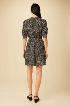 Malta Ecovero Dress - Italia -AMOUR VERT Sales 6677 Malta Viscose Italia Dot 3 79dee48f ddb5 493e a161 ecce414a990f