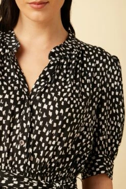 Malta Ecovero Dress - Italia -AMOUR VERT Sales 6677 Malta Viscose Italia Dot 4 d38607d4 34c0 4338 aceb a0a354764b1e