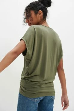 Mayr Dream Knit Tee - Vetiver -AMOUR VERT Sales 7044 Mayr Vetiver 4992 web e7cb26de af8d 46b3 b14d 00ccba9de738