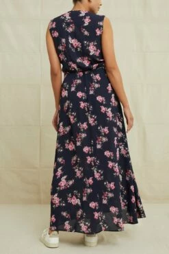 Olive Viscose Dress - Whitby Floral -AMOUR VERT Sales 7540OliveCrepeWhitby 0494 web ab7d8f6b 6a4d 4925 978d 21cdf2ffcf35
