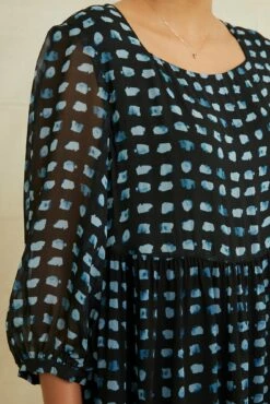 Anouk Nouveau Silk Dress - Squared Up Black -AMOUR VERT Sales 7544AnoukSquaredUpBlack 4343 web 183b8d43 700e 4cd5 87bc fdd2ed537b41