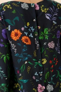Martina Ecovero Blouse - Stella Floral Navy -AMOUR VERT Sales 7936 Martina Stella Navy 4