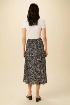 Blaze Ecovero Skirt - Italia -AMOUR VERT Sales 7969 Blaze Viscose Italia 3