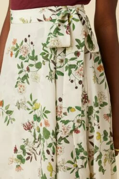 Flora Washable Silk Wrap Skirt - Silverwood Floral -AMOUR VERT Sales 8327 Flora Silverwood Floral 5