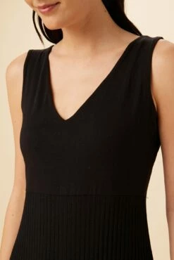 Zelie Maxi Dress - Black -AMOUR VERT Sales 9338 Zelie Black 4