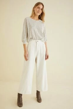 Edie Corduroy Pants - ReAmour -AMOUR VERT Sales 9400 Issa Betty Dot 4005 web bbb1dd8f 7d43 4e51 9950 7b80366fa520