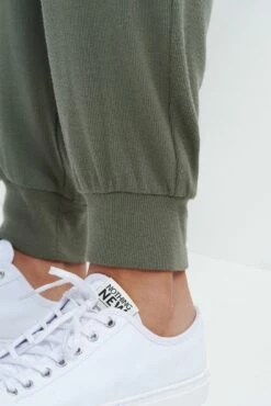 Skylar Dream Rib Joggers - Vetiver -AMOUR VERT Sales 9687 Skylar Dream Rib Vetiver 0762 Web cec2714a 48cf 46e8 850e 48efe18327fe