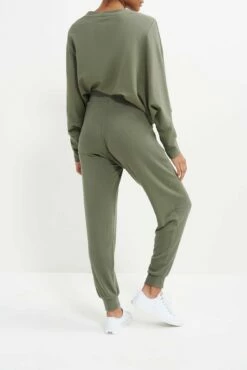 Skylar Dream Rib Joggers - Vetiver -AMOUR VERT Sales 9687 Skylar Dream Rib Vetiver 0807 Web 9956123d d537 404d 8ea5 2bed1720839c