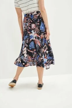 Blaze Washable Silk Skirt - Saint Barts Black Floral -AMOUR VERT Sales 9838 Blaze Washable Silk Saint Barts Black 0791 Web 0eea2de3 fb17 4cc4 8210 7cef0f6c9daa