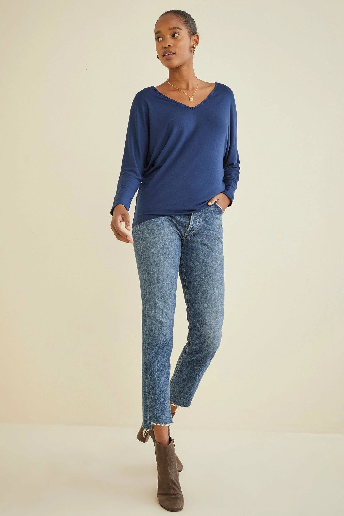 Mayr Long Sleeve Dream Knit Tee - Navy 4 Mayr Long Sleeve Dream Knit Tee - Navy - Image 2