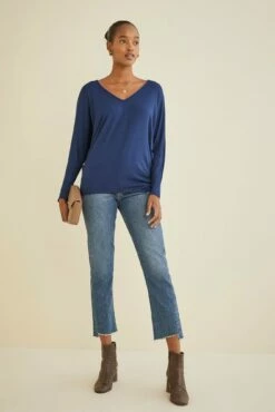 Mayr Long Sleeve Dream Knit Tee - Navy 9 Mayr Long Sleeve Dream Knit Tee - Navy -AMOUR VERT Sales 9938 Long Sleeve Mayr Navy 0866 web 470ee5e4 4ae6 4e9d 84d5 67c806fbe1ac
