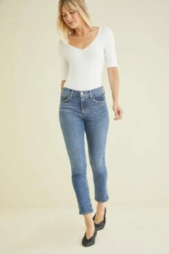 AGOLDE Toni Mid Rise Straight Jean -AMOUR VERT Sales AGOLDE Toni Stretch Mid Rise Obscure 485 web