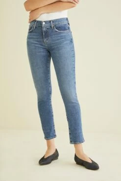AGOLDE Toni Mid Rise Straight Jean -AMOUR VERT Sales AGOLDE Toni Stretch Mid Rise Obscure 491 web
