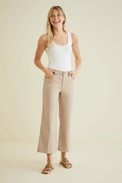 Annabelle Wide Leg Cropped Pant - Dover -AMOUR VERT Sales Annabelle Wide Leg Crop Dover 0297 web f5052ee4 ee9f 40f9 8549 95ef20bd6dd8