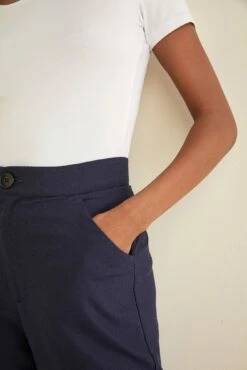 Dava Silk Noil Pants - Navy - ReAmour 21 Dava Silk Noil Pants - Navy - ReAmour -AMOUR VERT Sales Dava Pant 2444 web 434c8874 638e 427c a059 1f980123d2a0