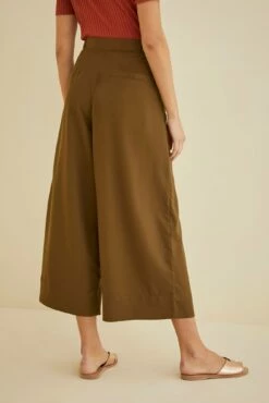 Kowtow Pleat Pants - Khaki -AMOUR VERT Sales KOWTOW Pleat Pants Exclusive Khaki 1337 web bc07a196 353d 4d8b ad08 16633b1b99c6