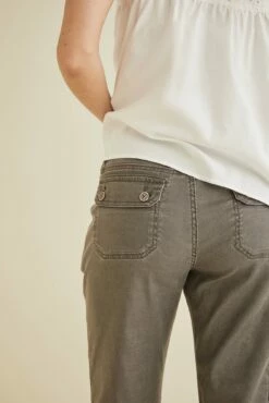 Dayla Cargo Pants -AMOUR VERT Sales Level 99 Dayla Cargo Shade 3220 web