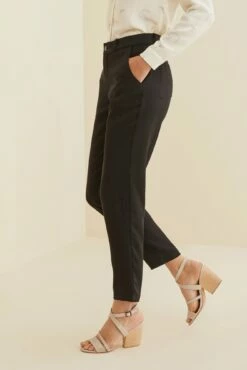 Oralie Pants - ReAmour -AMOUR VERT Sales Oralie Black 1550 web 779b3cfd 6d84 4ab2 b2fc 5854e2e8f177